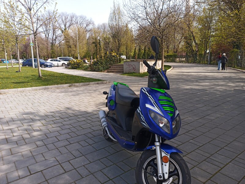 Vand Scuter Peda Via 50cc – Motor 4T – Roti de 12