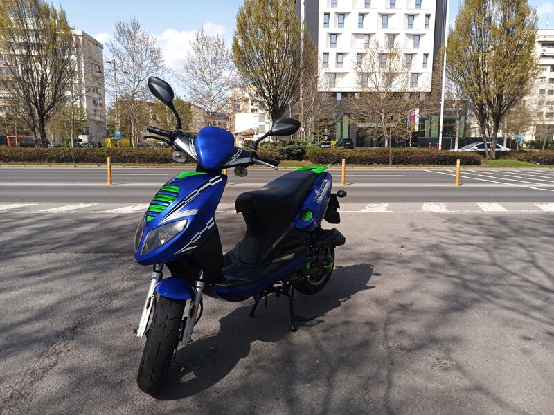 Vand Scuter Peda Via 50cc – Motor 4T – Roti de 12